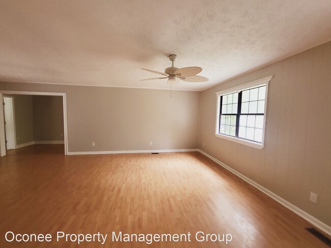 Foto del edificio - 4 br, 2 bath House - 137 Woodland Acres