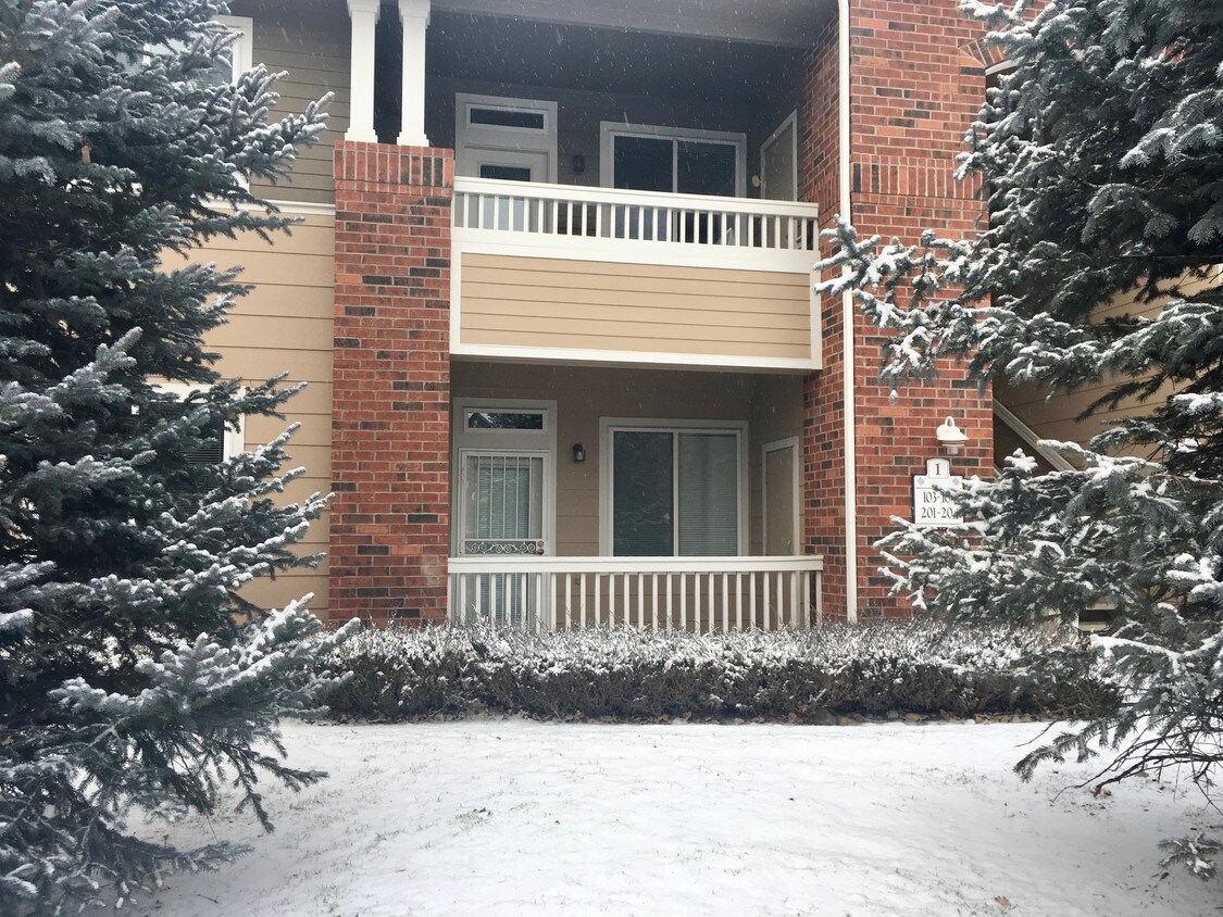 Primary Photo - 8481 W Union Ave