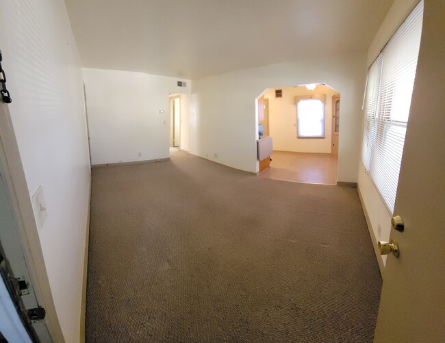 Living Room - 4825 W Oklahoma Ave