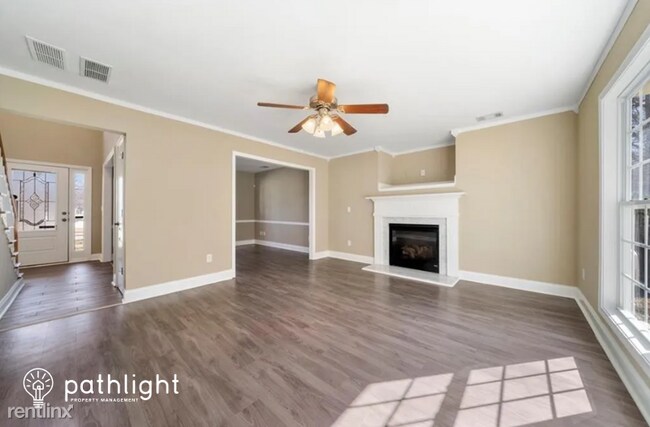 Building Photo - 4 br, 2.5 bath House - 114 Melrose Creek D...