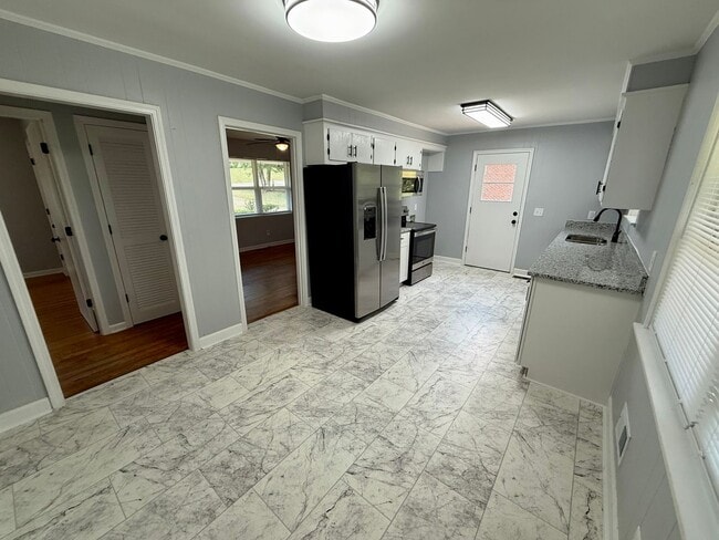 Building Photo - 2457 Derwent Dr