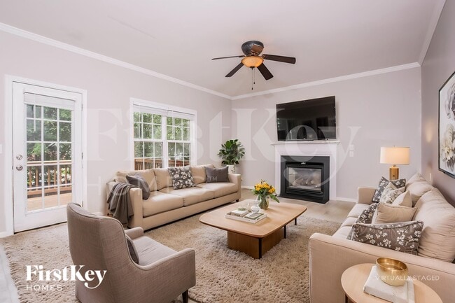 Foto del edificio - 6313 Willowdell Dr