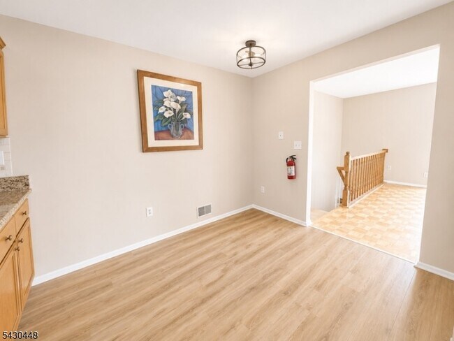 Foto del edificio - 774 Sassafras Ct