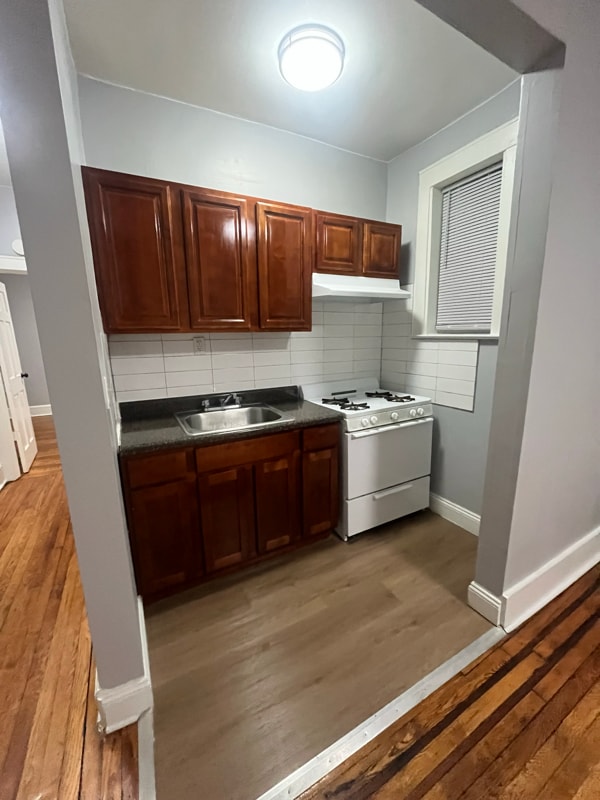 Building Photo - 227 N Oraton Pkwy