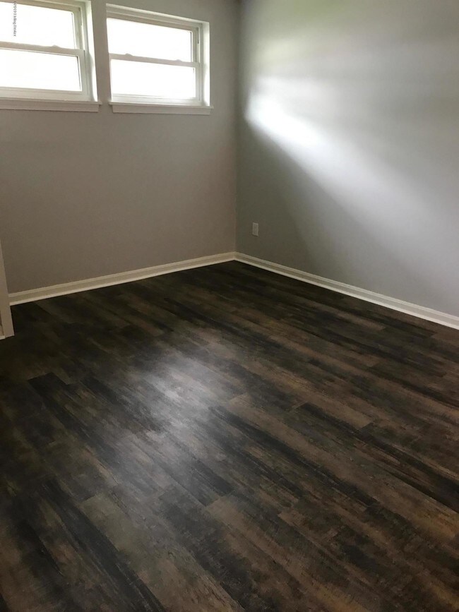 Foto del edificio - 1300 Oakwood Ave