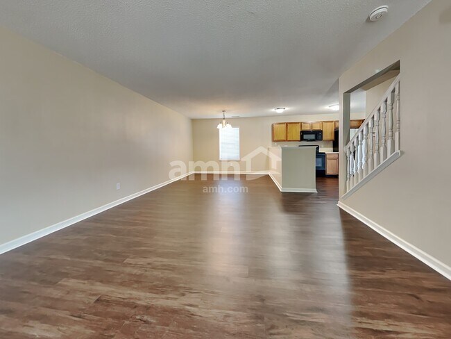 Foto del edificio - 656 Rocky Meadow Dr