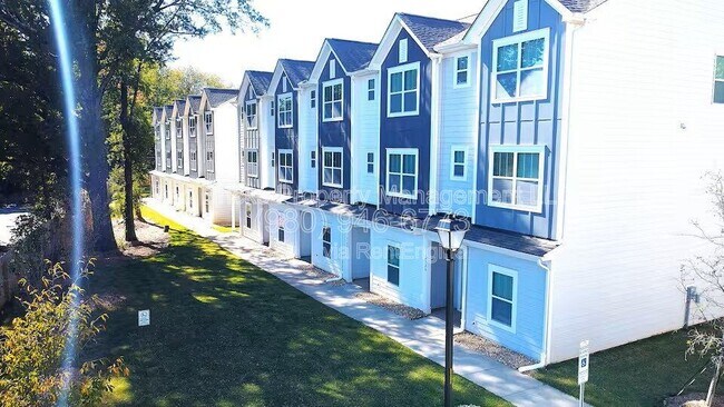 Foto del edificio - 4122 Salient St