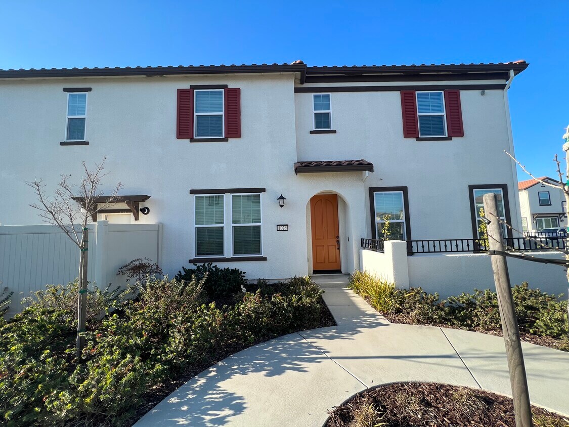 1028 Essington Ln, Roseville, CA 95747 House Rental in Roseville, CA