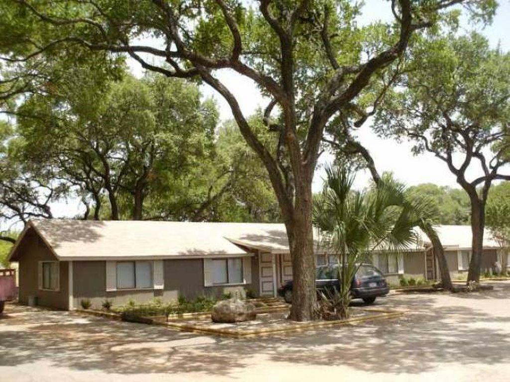 Primary Photo - 3800 Allegro Lugar St