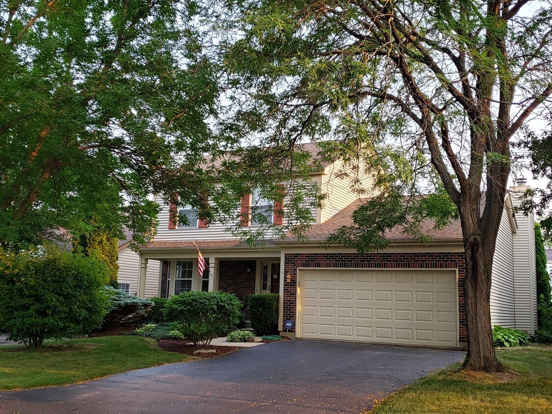 6171 Golfview Dr, Gurnee, IL 60031 House Rental in Gurnee, IL