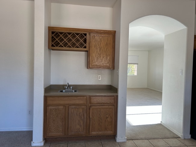 Foto del edificio - 3723 Oasis Springs Rd NE