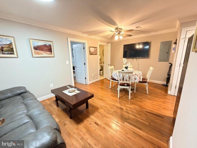 Foto del edificio - 6218 Georgia Ave NW