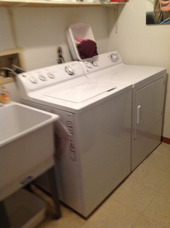 Foto del edificio - 124 Sussex St