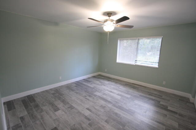 Foto del edificio - 1143 Goldenrod Rd