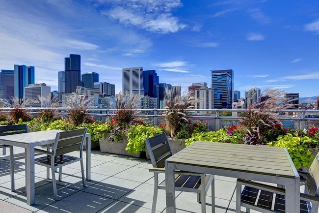 Foto del edificio - Premier Lofts