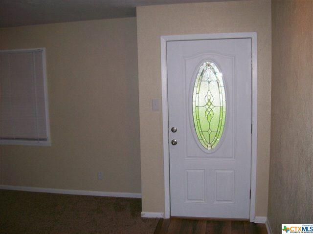 Building Photo - 311 W Killen Ln