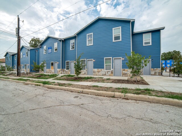 Foto del edificio - 143 Lucas St