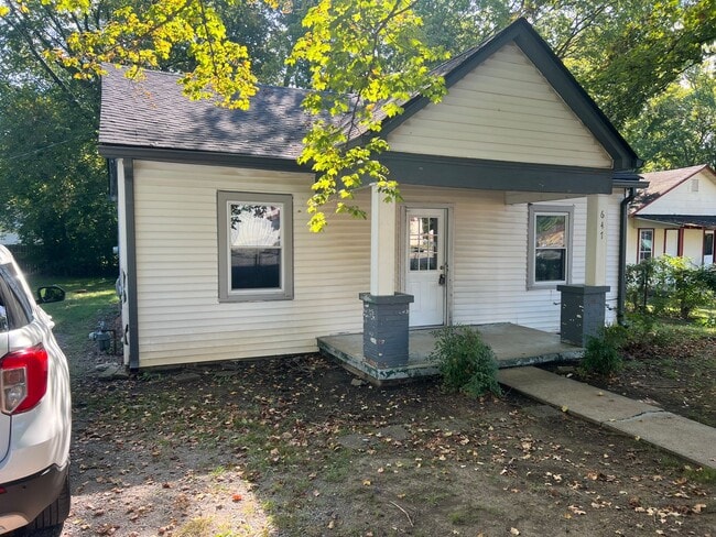 Building Photo - Remodeled 2 bedroom house with large yard.