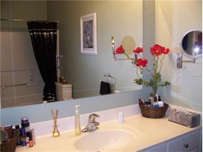 Building Photo - Furnished 2 Bedroom/2 Bathroom Condo