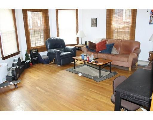 Building Photo - 5 Oswald St