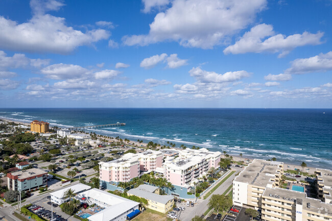 Foto aérea - Ocean Plaza on Deerfield Beach