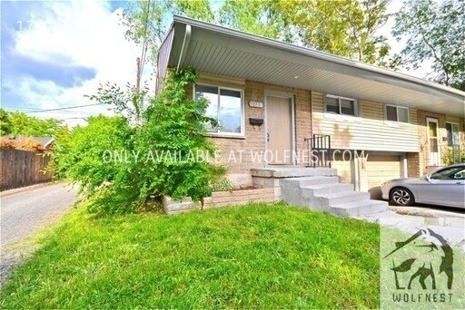 Building Photo - No Deposit Option! Amazing 3 Bedroom Sugar...