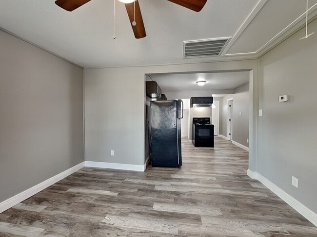 Foto del edificio - 2211 Hooper St