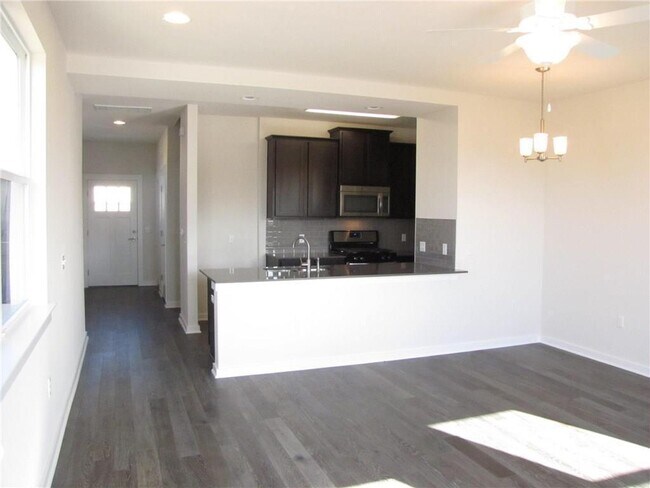 Building Photo - 8936 Parker Ranch Cir