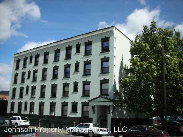 Primary Photo - 225 S Wall St