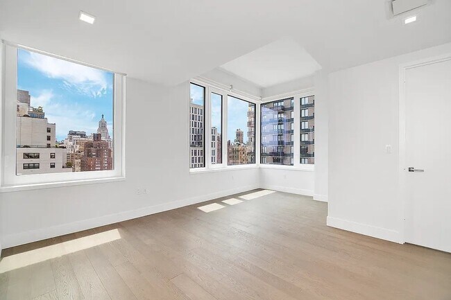 Foto del edificio - 200 E 23rd St