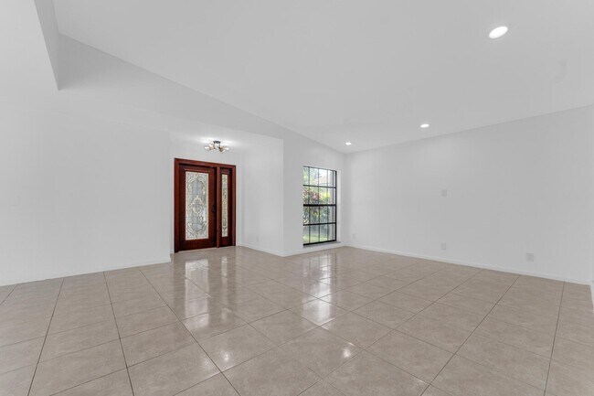 Foto del edificio - 10084 Camelback Ln