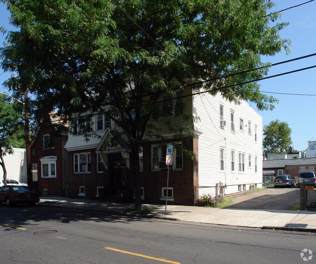Foto del edificio - 287-289 New York Ave