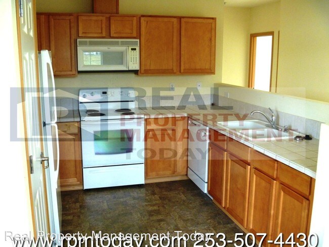 Building Photo - 3 br, 2 bath House - 10003 186th St E #224
