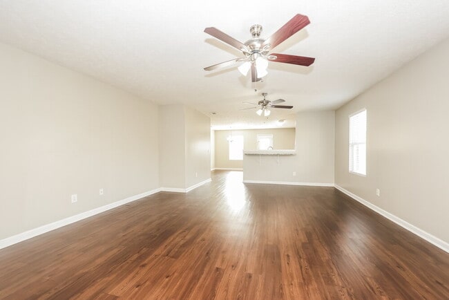 Foto del edificio - 3671 Blaze Dr