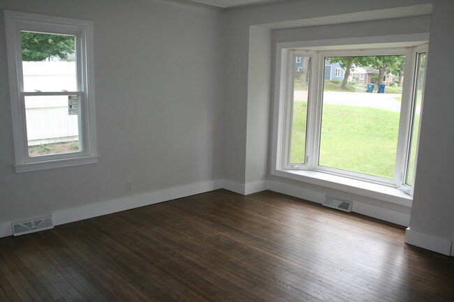 Living Room - 2920 Ferdon Road