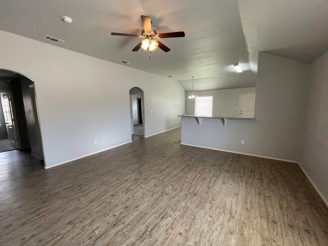 Building Photo - 1012 Preston Trails