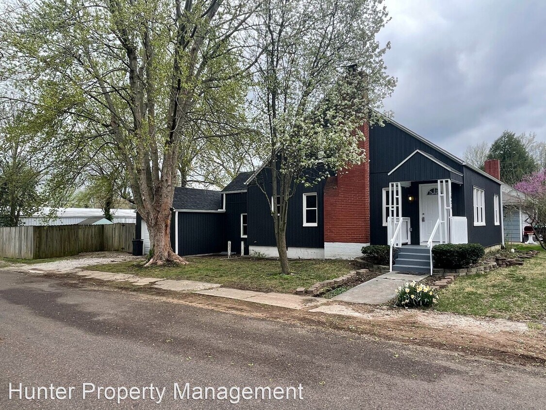 Primary Photo - 3 br, 2 bath House - 1626 E Belmont St