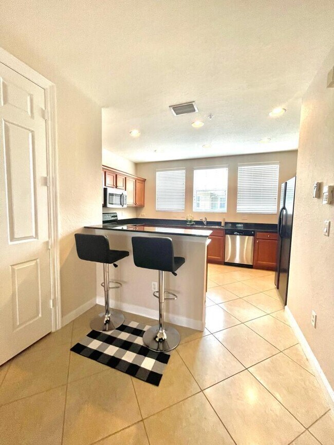 Building Photo - 870 Marina Del Ray Ln