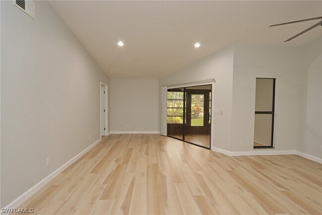 Foto del edificio - 5332 Concord Way