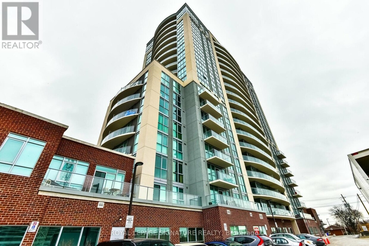 Primary Photo - 1328 Birchmount Rd