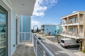 Building Photo - 94825 Overseas Hwy