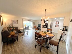 Building Photo - 3402 Bimini Ln