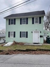 Building Photo - 233 N Ridge St