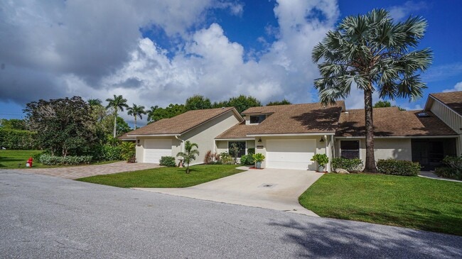 Building Photo - 11894 Donlin Dr