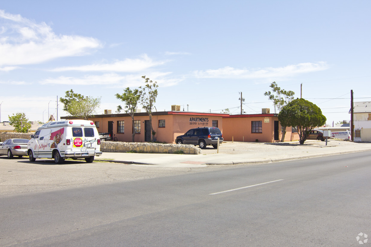 Primary Photo - 3130 Dyer St