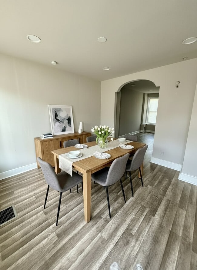 Photo - 88 E Garfield St Townhome