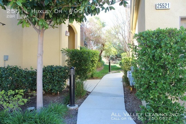 Building Photo - 25511 Huxley Dr