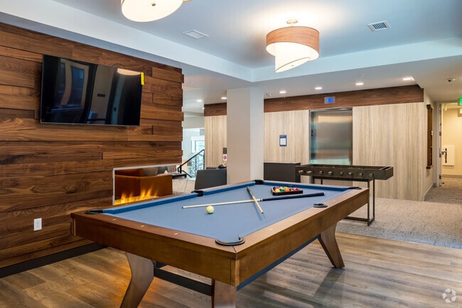 Clubhouse - Ridian