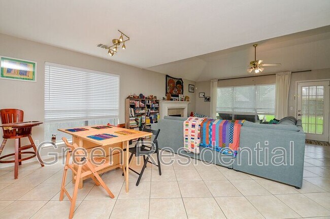 Building Photo - 1307 Irish Mist Ct