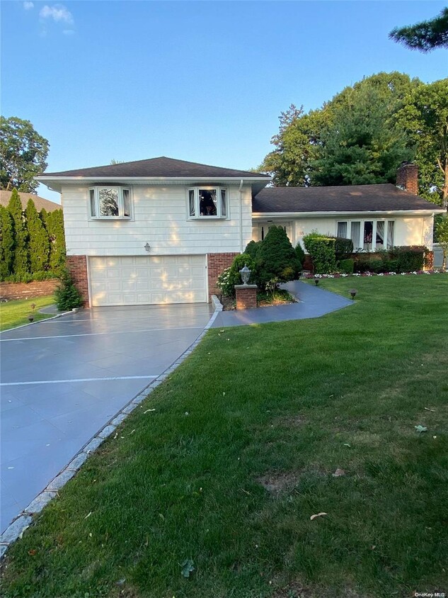 Foto principal - 88 Knollwood Rd